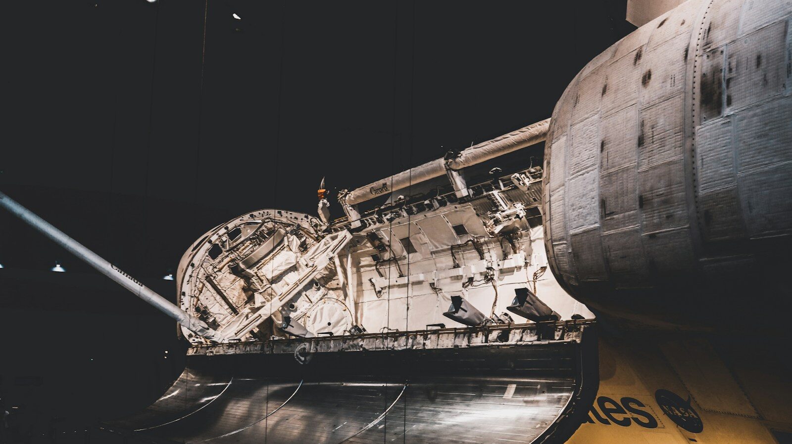 Rocket engine and spacecraft technology prepared for a deep-space mission